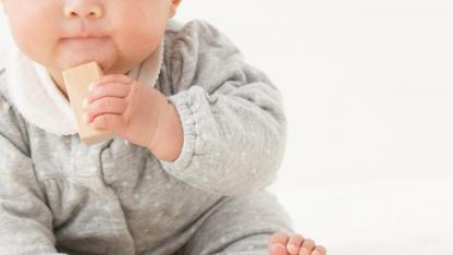 防ぎたい、子どもの窒息事故。保育士が知っておくべき応急手当とは