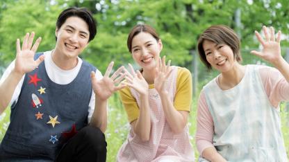 保育実習生や新任保育者、先輩保育者それぞれの立場から見る振り返りポイント【保育のヒント】