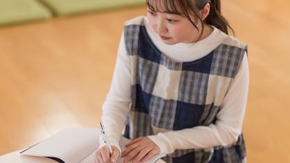 保育実習に役立つエピソード記録の書き方のポイントと場面の切り取りかた【保育のヒント】