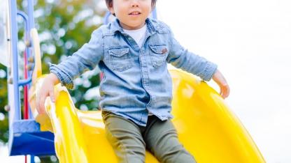 発達障害のある子どもに『すべり台遊び』を取り入れる目的と方法