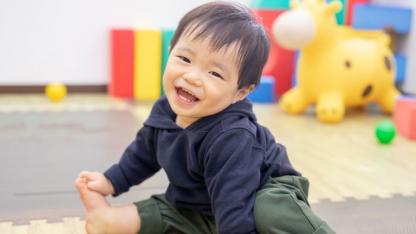 乳児向け室内遊び｜0歳児・1歳児・2歳児年齢別のおすすめ遊び9選