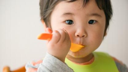 食事中の誤嚥事故防止対策とは？最新の調査研究を解説