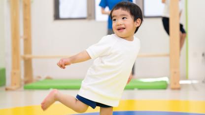 【感覚統合】バランス感覚・触覚を育てる遊びアイデア