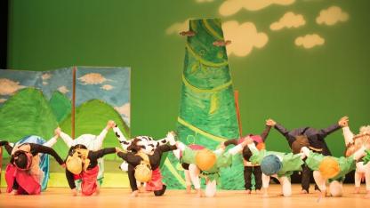 園行事の準備期間とテーマを調査｜生活発表会・お遊戯会・作品展【モニター調査】