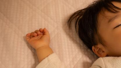 保育園の午睡とは｜年齢別の目安・SIDS対策・環境構成も詳しく解説