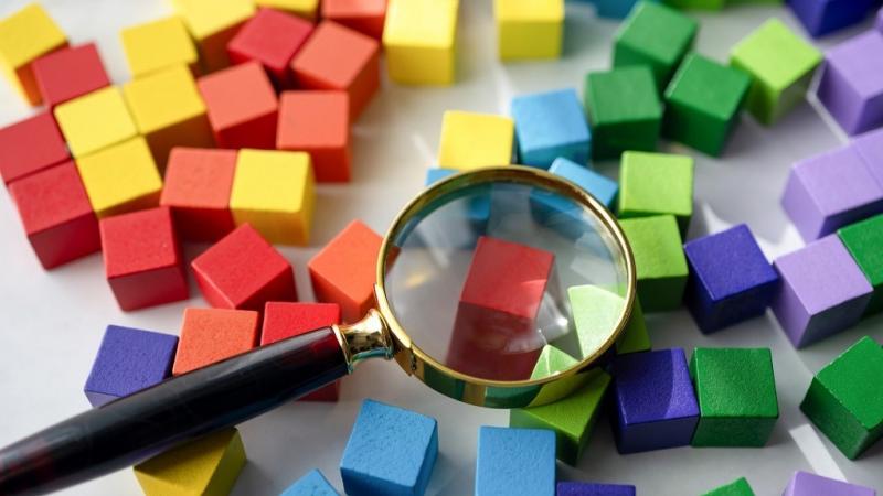 なぜ「観察」が重要なのか?子どもの姿の捉え方をモンテッソーリ教師が解説|保育士・幼稚園教諭のための情報メディア【ほいくis/ほいくいず】