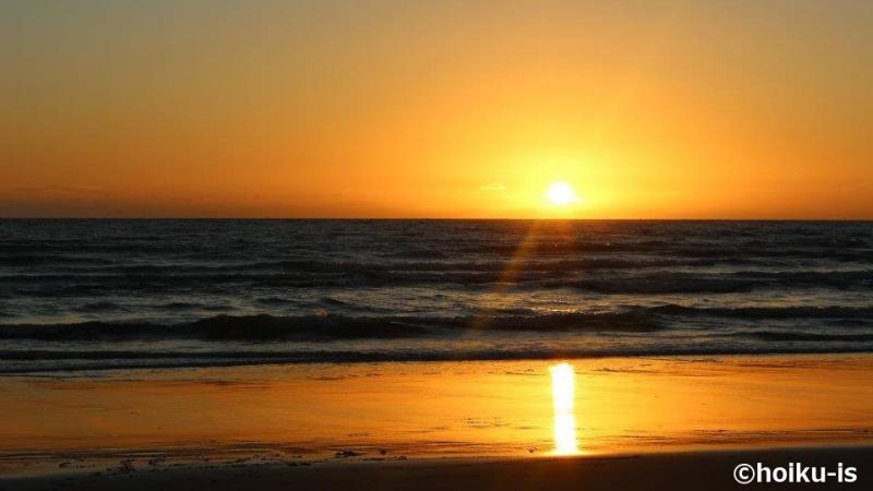 ブラジルの海岸線に沈む夕日