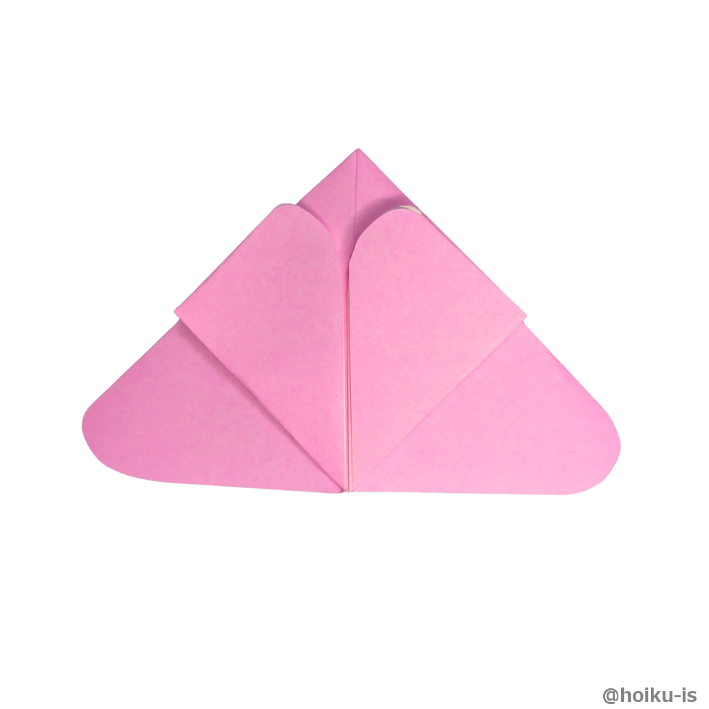 左右の辺を折り上げます