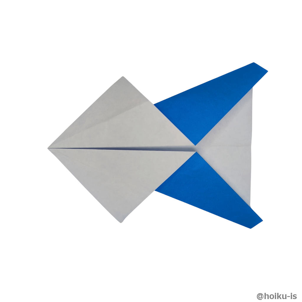 下の紙を広げます