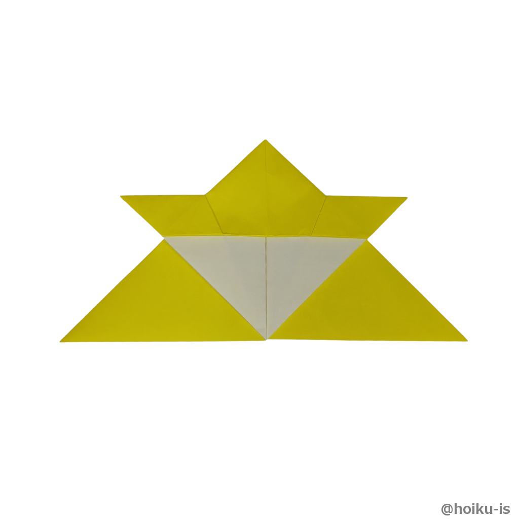 ⑫で折った部分を内側に折りこむ