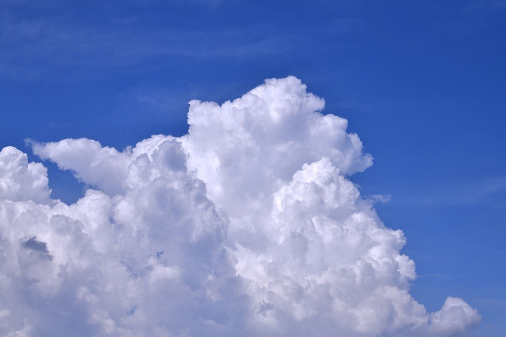 8月の青空
