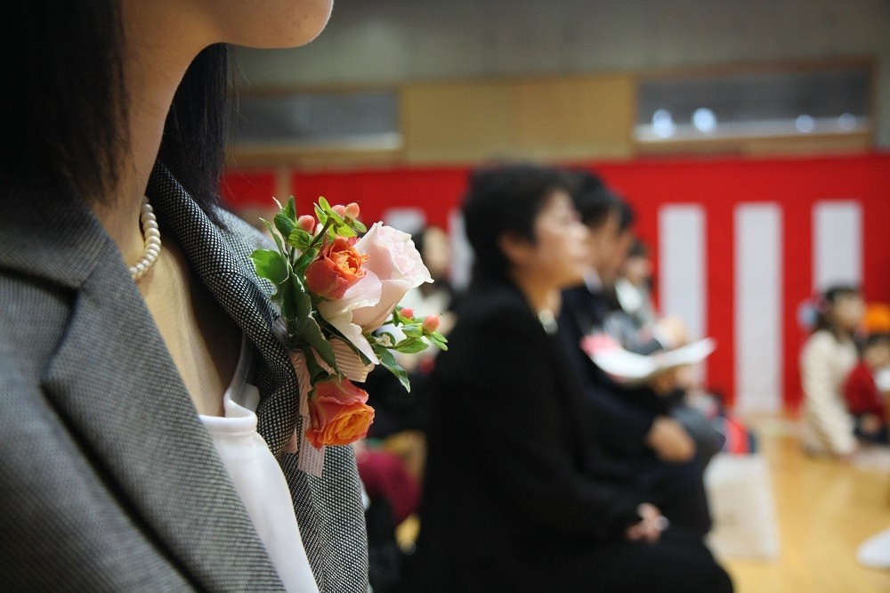 コサージュ アスカ 入学式 卒業式 結婚式 イベントの