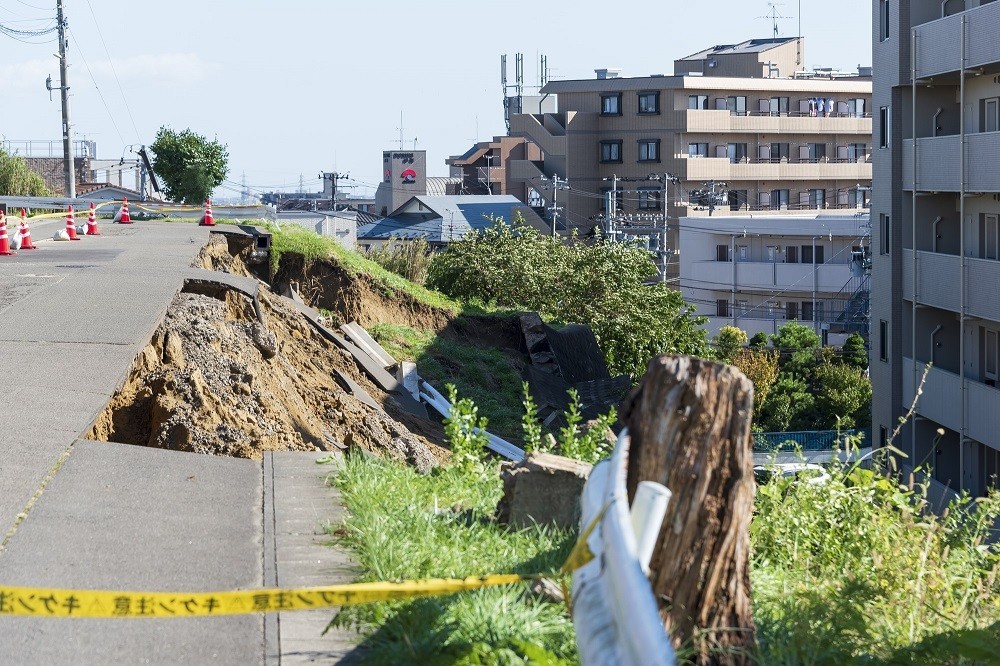 2019年の台風19号の影響で崩落した道路