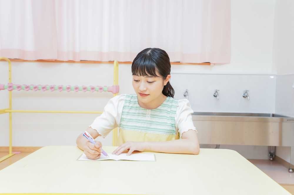 転職活動をする保育士