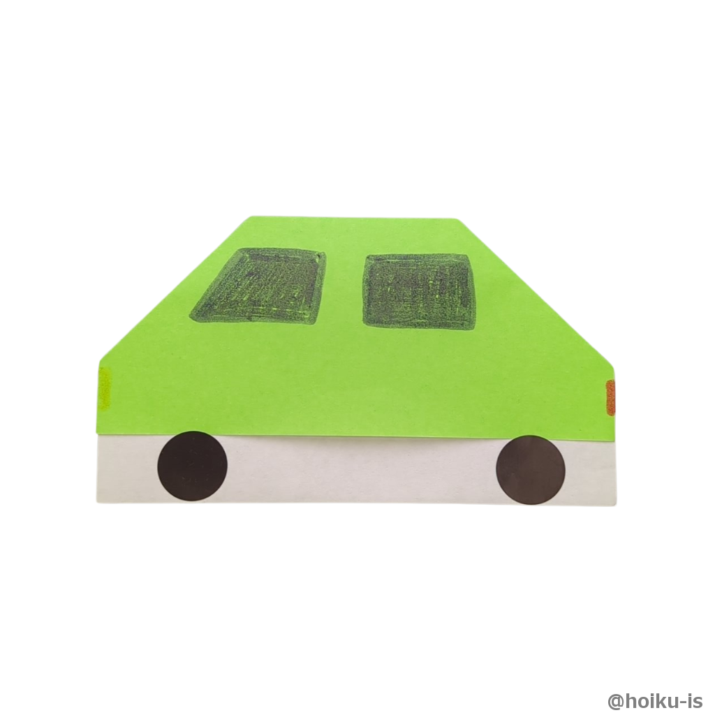 表に戻して、窓やタイヤを描いたら車の出来上がり