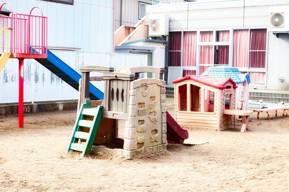 園庭の遊具