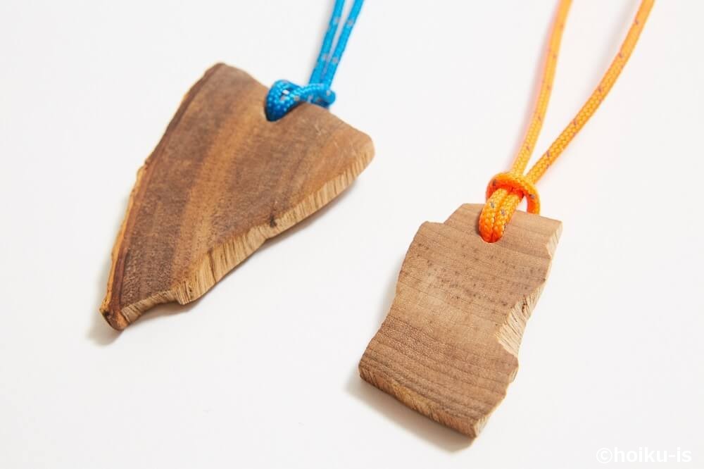 木のペンダント