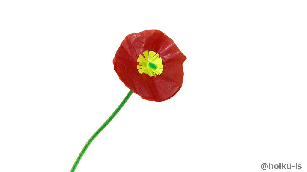 モールの先を丸めて、ねじってとめれば出来上がり