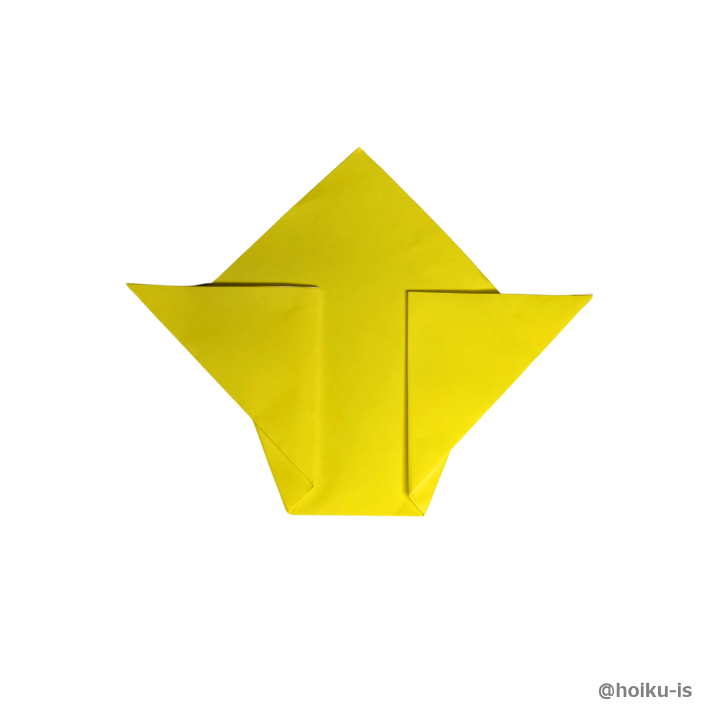 右も同様に折る