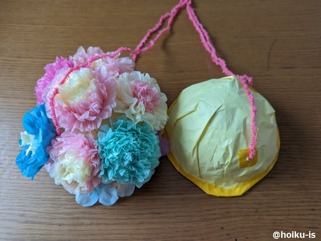 ⑦お花紙で飾りつけします