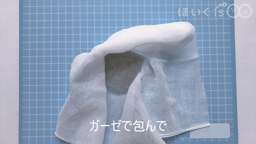 手作りポンポンスタンプの月見だんご【十五夜の壁面】製作手順4