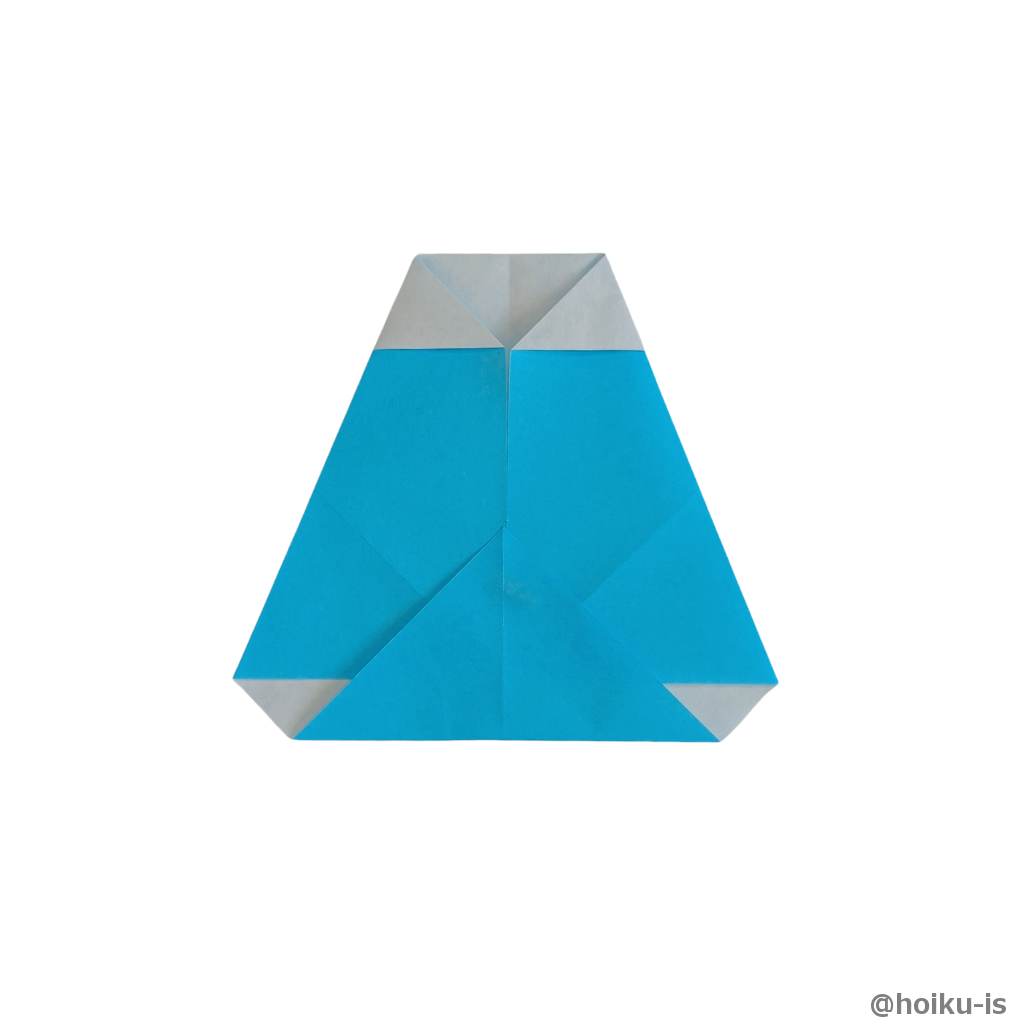 余白が1センチ程度空くように下の角を折ります