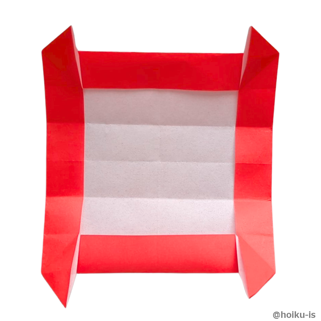 下の辺も同様に折る