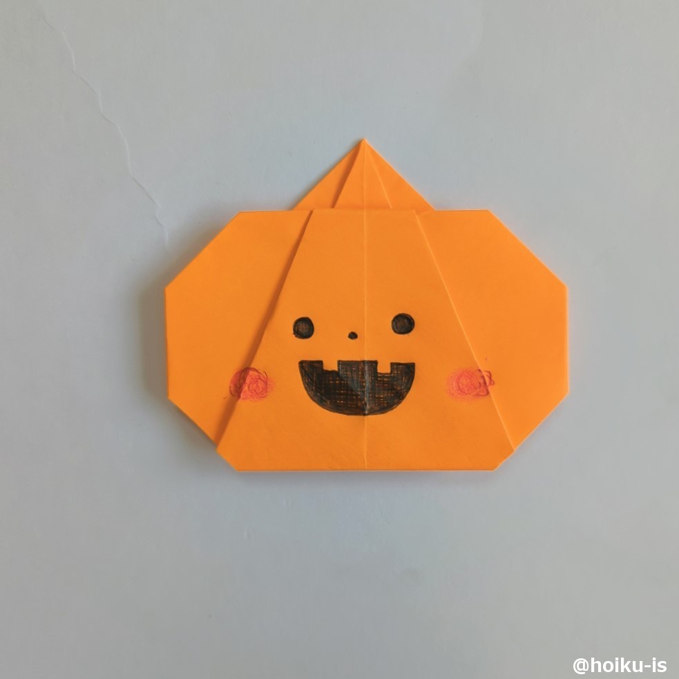 裏返して顔を描いたら完成