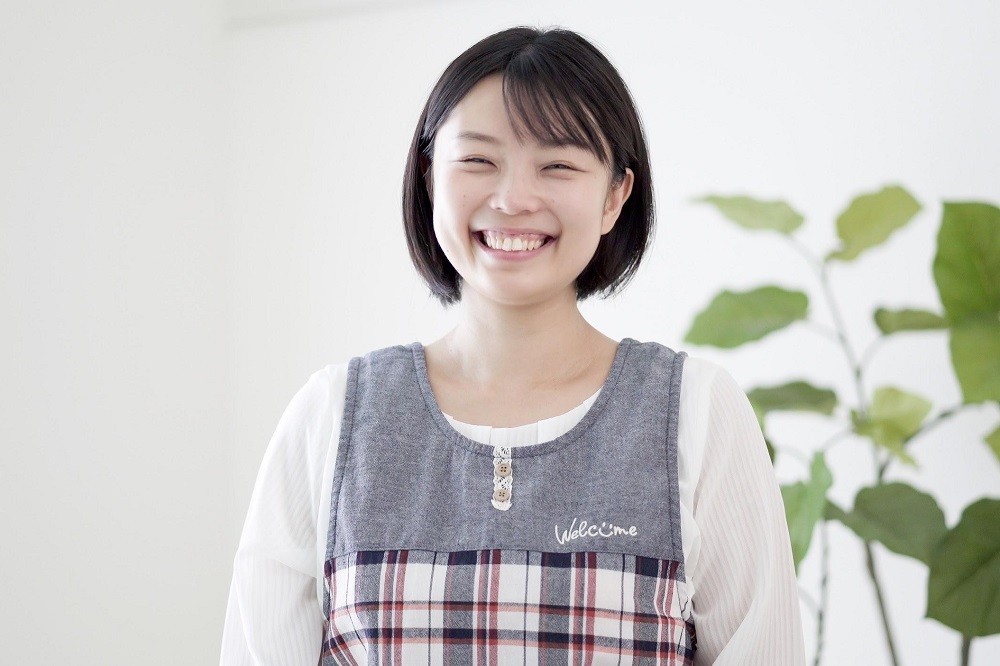 笑顔の保育士さん