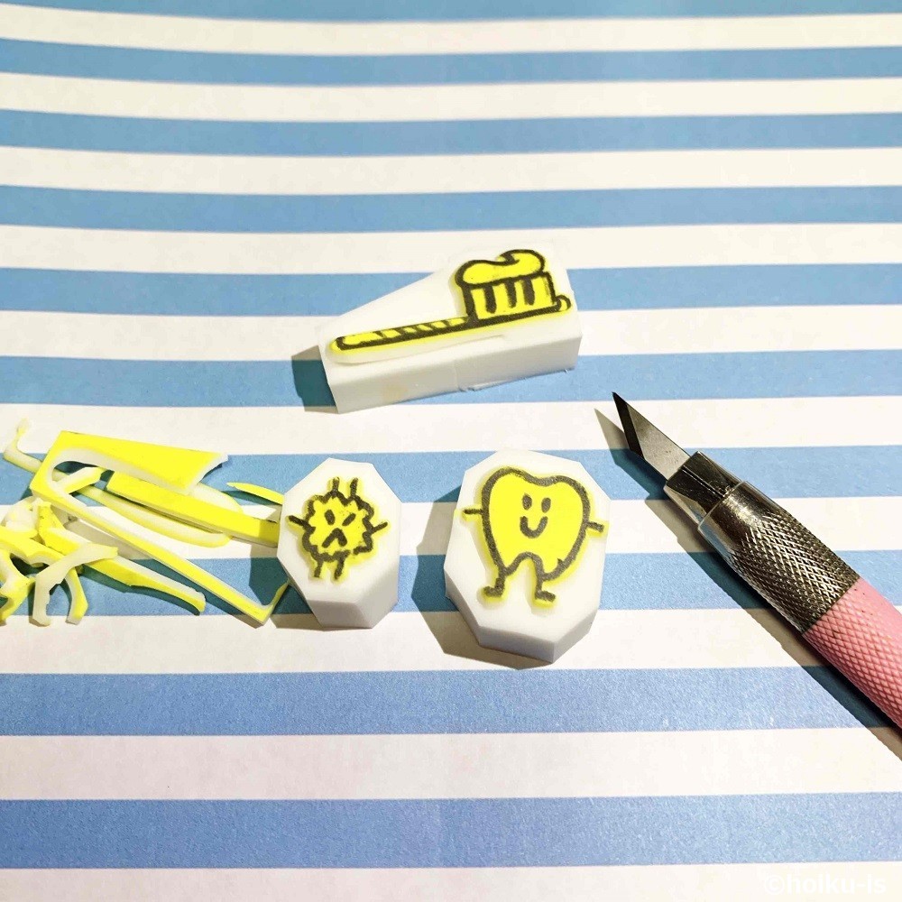 歯磨きがテーマのはんこの下絵がそろったところ