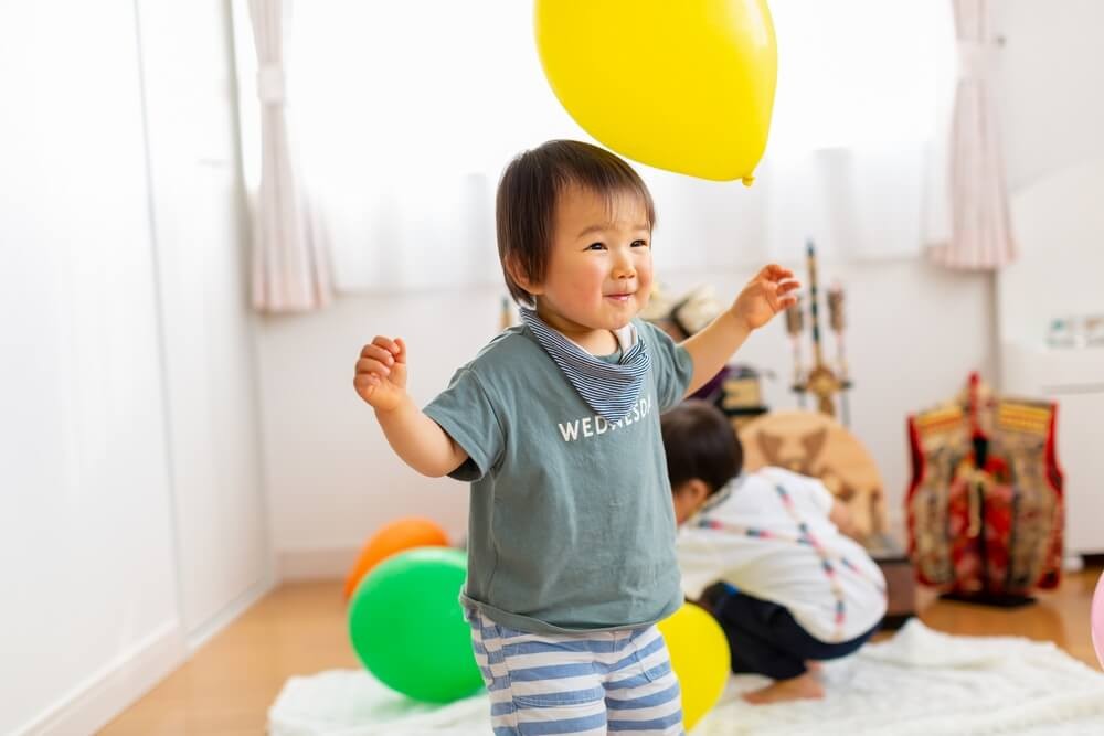 0歳～2歳児におすすめ！乳児クラスの遊びアイデア13選｜保育士・幼稚園