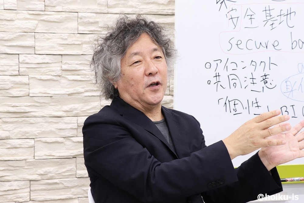 茂木先生のインタビューの様子
