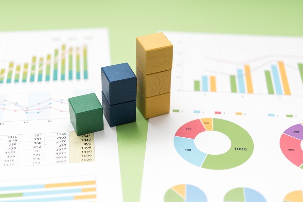 さまざまなデータを示したグラフ