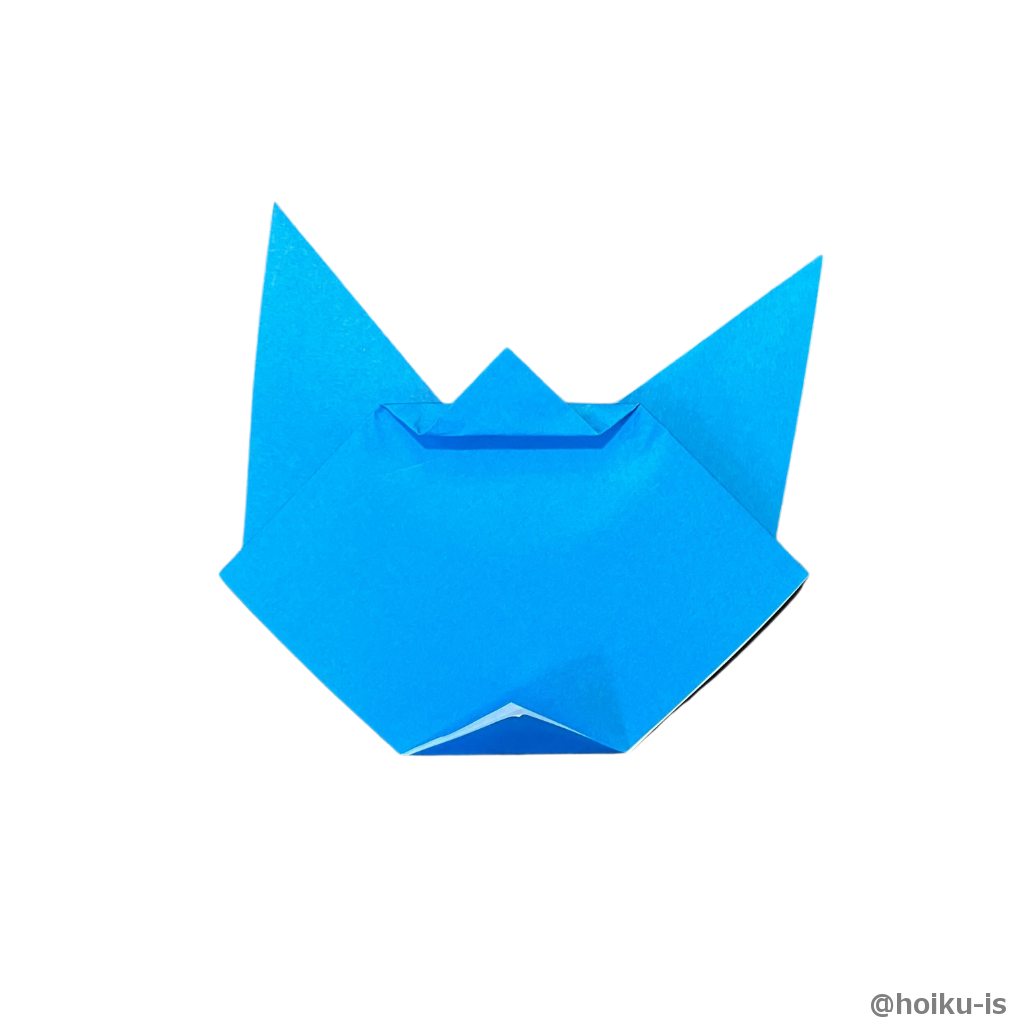 上の角を段折りする