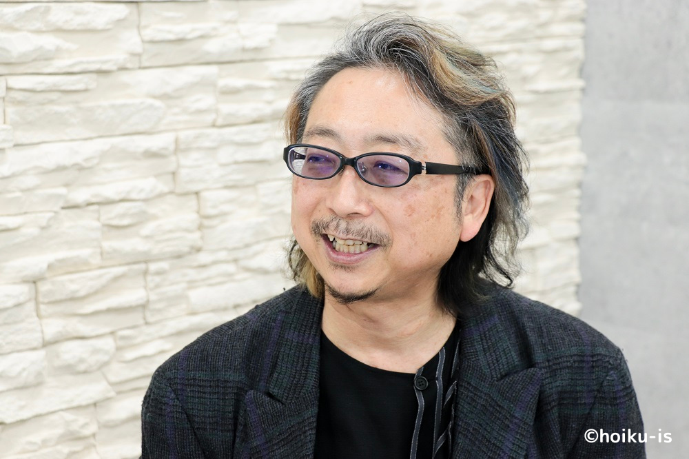 インタビューに答える大豆生田先生のアップ