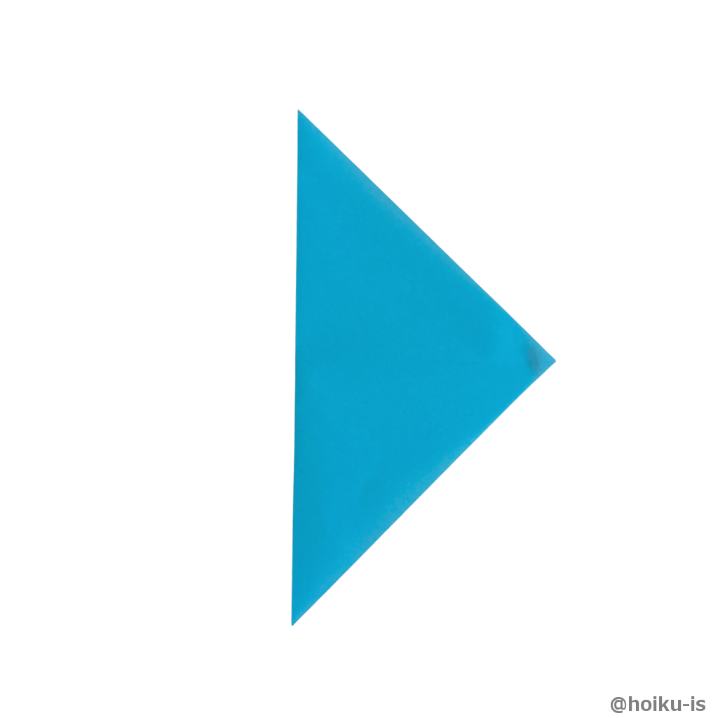 十字に折り筋がつくように折ります