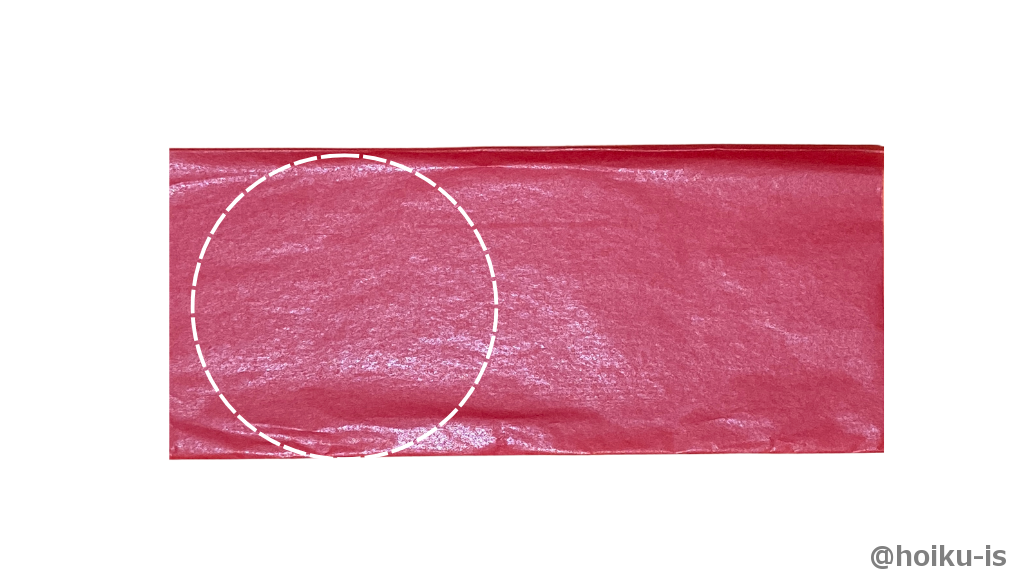 お花紙を三つ折りにする