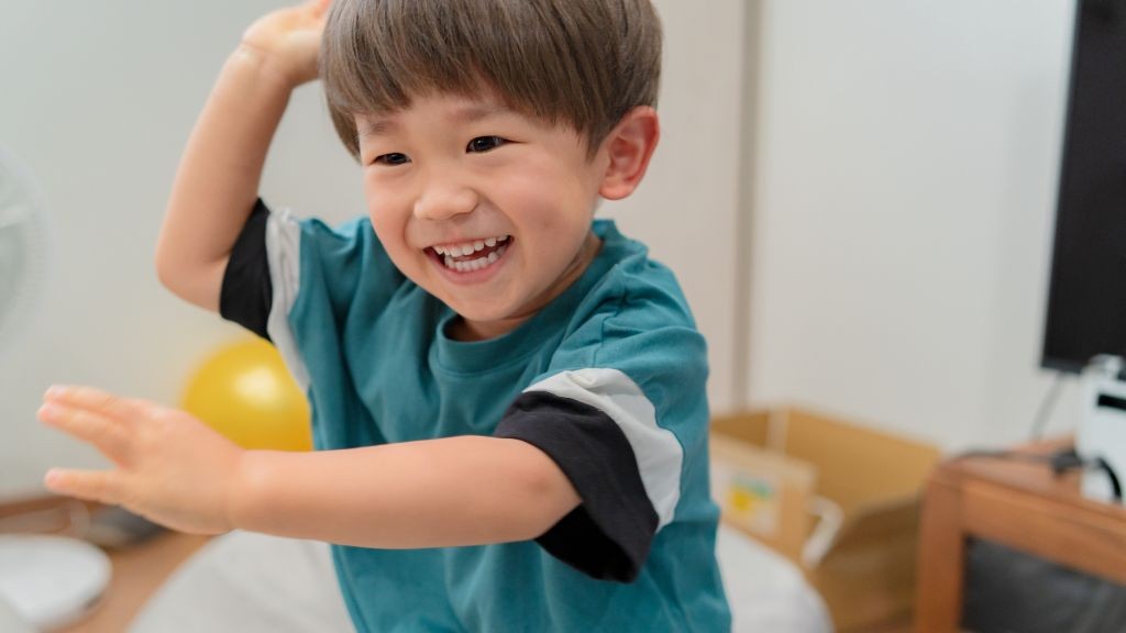 お友だちを叩く、押すが見られる1歳児への対応