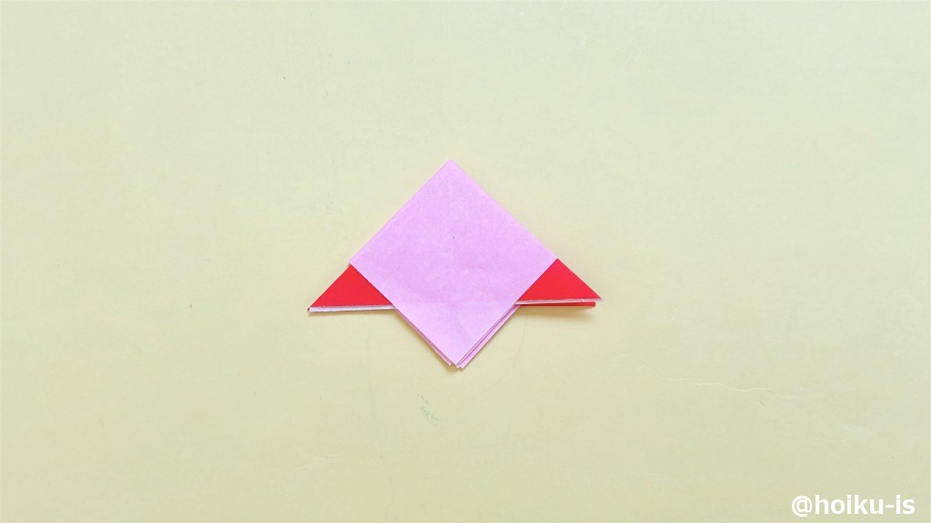 裏返し、4と同じように折る