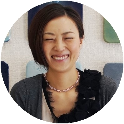 小松 冴果（こまつ さえか）